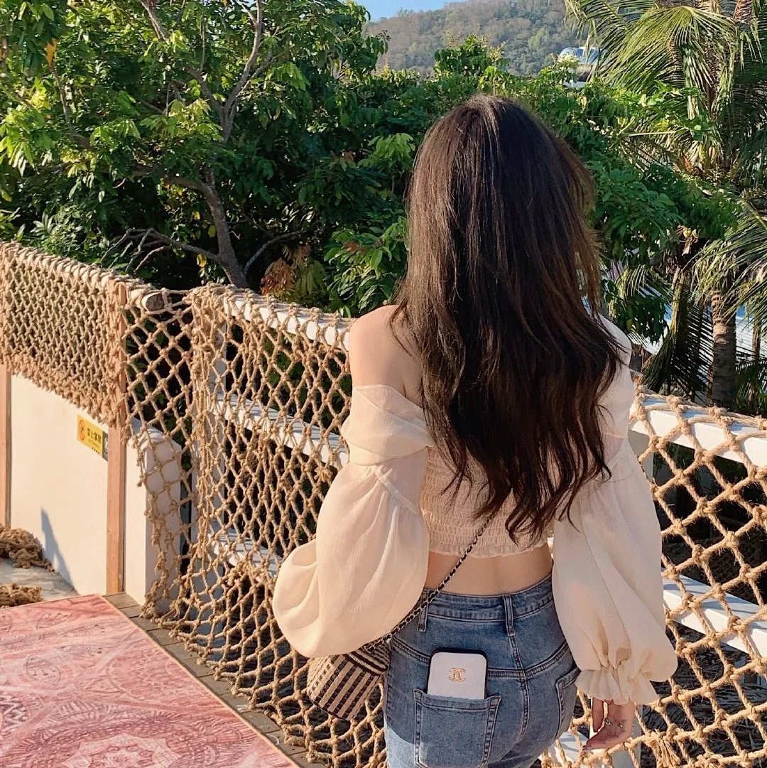 蛟龙出山遇红颜